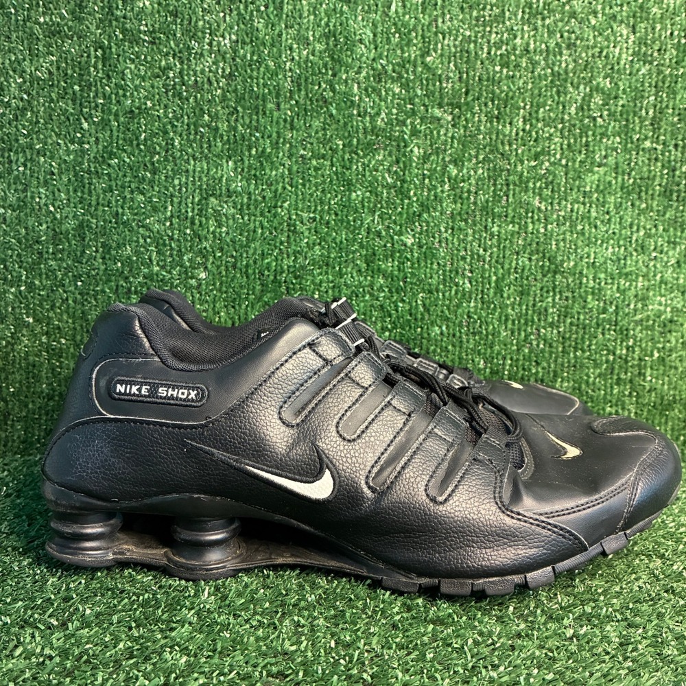 Nike Shox NZ Leather 501524-091 Running Athletic Sneakers Triple Black Mens 11